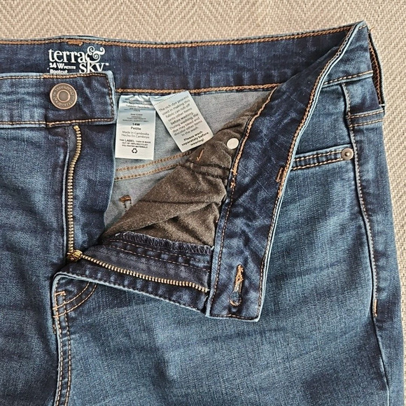 Terra & Sky Jeans Women's 14WP (34x29) Petite Core Bootcut Dark Wash Blue - Picture 8 of 16